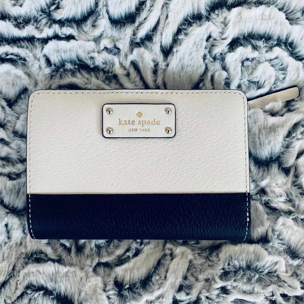 Kate Spade Black and White 2-Fold Wallet